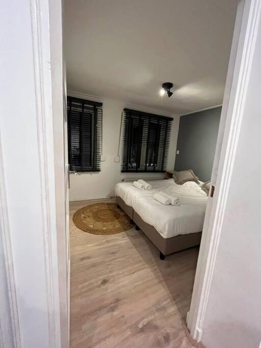 Gezellig Appartement, Gerenoveerd Eind 2022 Tilburg Zewnętrze zdjęcie