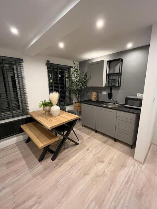 Gezellig Appartement, Gerenoveerd Eind 2022 Tilburg Zewnętrze zdjęcie
